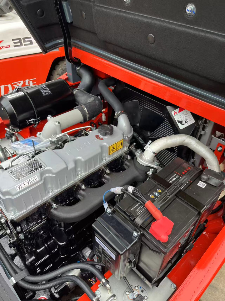 Heli brand new 2.5T diesel forklift famous China brand (Clamp available) - Dieselový vysokozdvižný vozík: obrázek 5 Heli brand new 2.5T diesel forklift famous China brand (Clamp available) - Dieselový vysokozdvižný vozík: obrázek 5