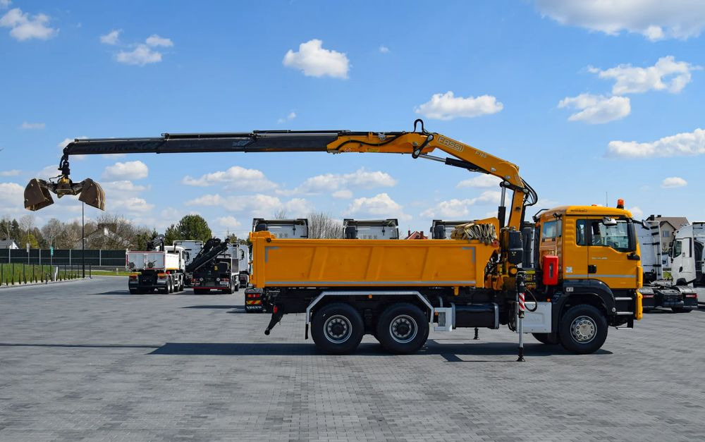 MAN TGS 26.400 / 6x4 / EURO 6 / UDT / HDS FASSI 165 / WYSUW x3 / ROTATOR / CHWYTAK / STEROWANIE RADIOWE / WZMOCNIONA RAMA / WYWROTKA / HYDROBURTA / AUTOMAT / 2017 / NOWE OPONY - 100% / NISKI PRZEBIEG - Sklápěč: obrázek 4 MAN TGS 26.400 / 6x4 / EURO 6 / UDT / HDS FASSI 165 / WYSUW x3 / ROTATOR / CHWYTAK / STEROWANIE RADIOWE / WZMOCNIONA RAMA / WYWROTKA / HYDROBURTA / AUTOMAT / 2017 / NOWE OPONY - 100% / NISKI PRZEBIEG - Sklápěč: obrázek 4