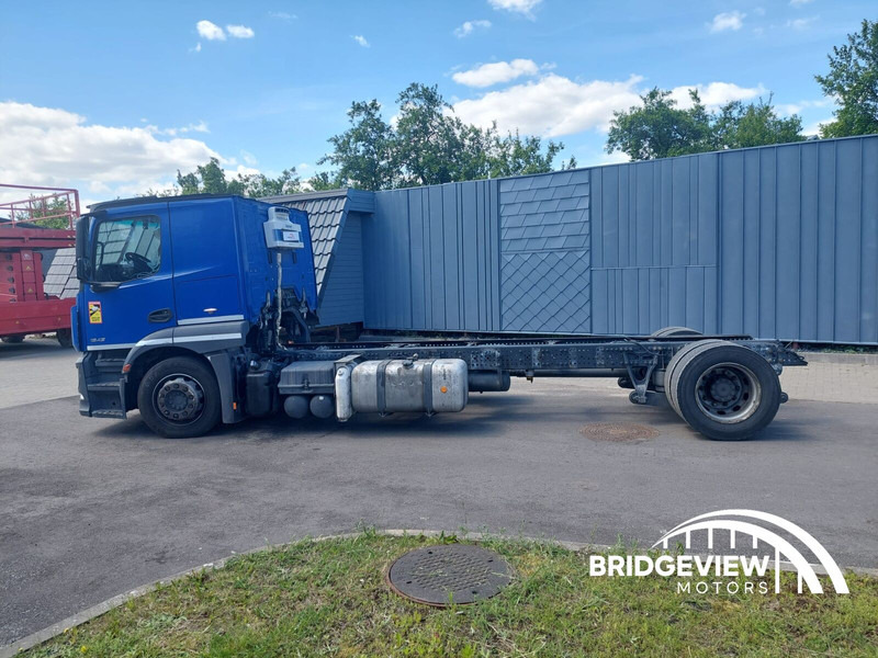 Mercedes-Benz Actros 1843 - Podvozek s kabinou: obrázek 4 Mercedes-Benz Actros 1843 - Podvozek s kabinou: obrázek 4