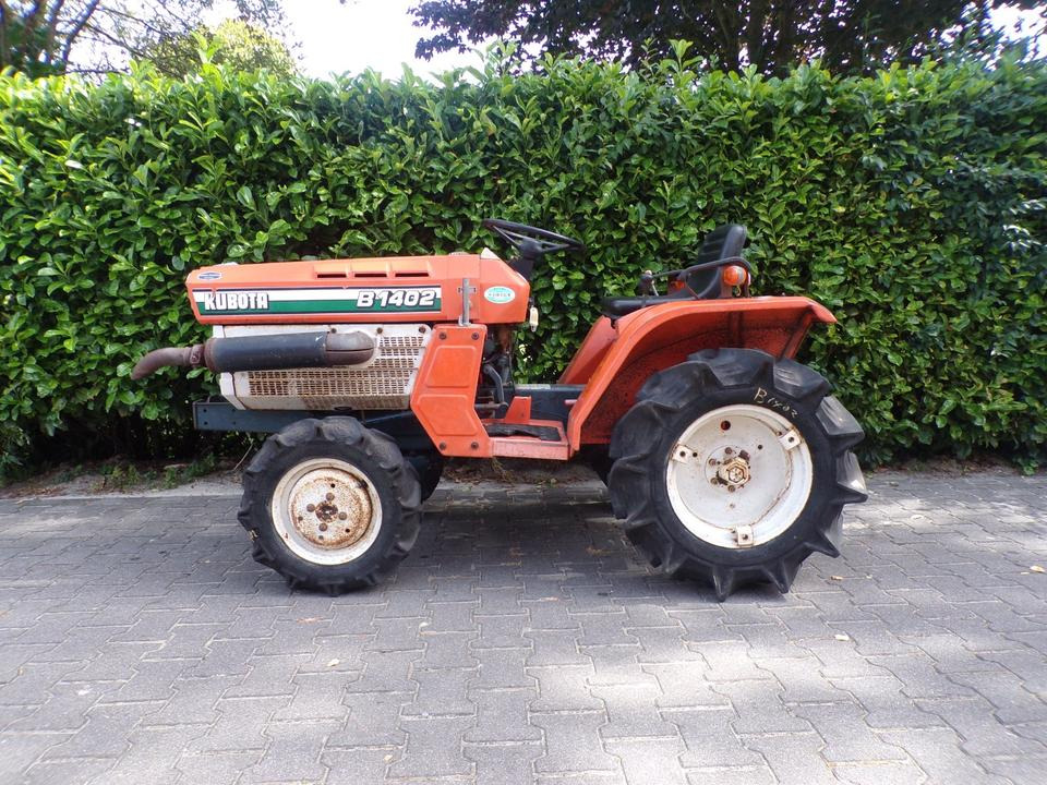 Kleintraktor Kubota B1402 - Malotraktor: obrázek 2 Kleintraktor Kubota B1402 - Malotraktor: obrázek 2