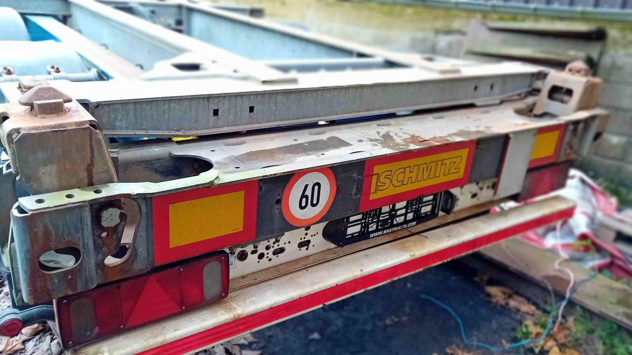 SCHMITZ CARGOBULL châssis porte-conteneur semi-remorque Os  - type SGF*3 - adaptable pour conteneur 20' et 40' - Kontejnerovy návěs/ Výměnná nástavba: obrázek 4 SCHMITZ CARGOBULL châssis porte-conteneur semi-remorque Os  - type SGF*3 - adaptable pour conteneur 20' et 40' - Kontejnerovy návěs/ Výměnná nástavba: obrázek 4