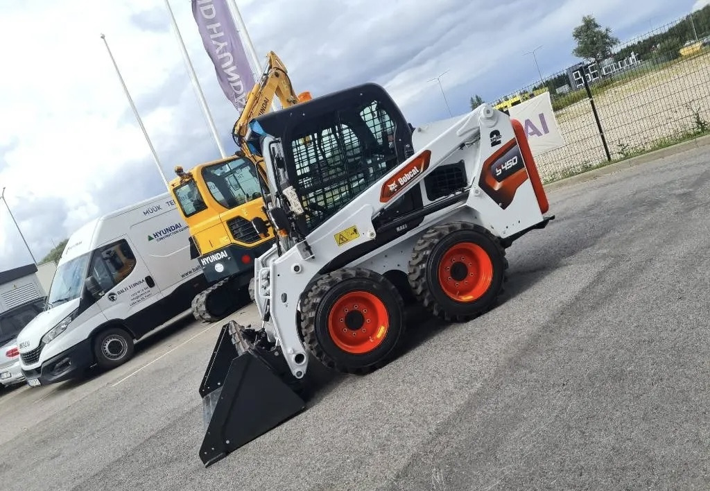 BOBCAT S450 - Smykový nakladač: obrázek 1 BOBCAT S450 - Smykový nakladač: obrázek 1