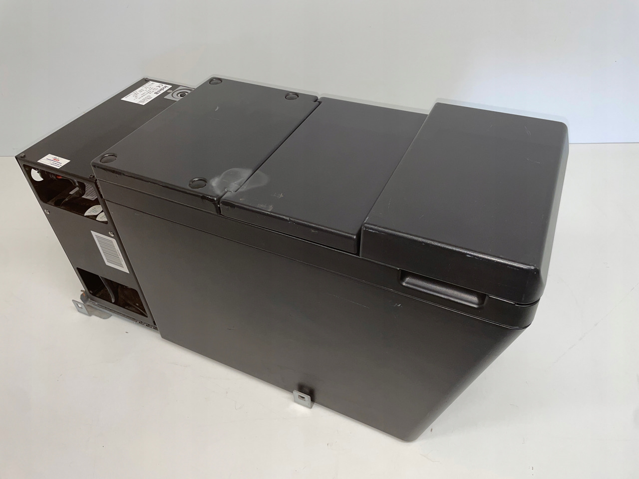 LODÓWKA CHŁODZIARKA IVECO STRALIS INTEL B 504195453 - Kabina a interiér pro Nákladní auto: obrázek 2 LODÓWKA CHŁODZIARKA IVECO STRALIS INTEL B 504195453 - Kabina a interiér pro Nákladní auto: obrázek 2