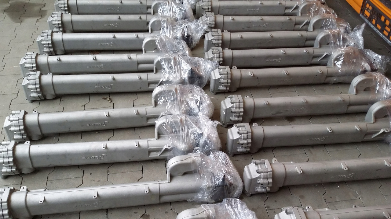 MAN F2000 TGA EGR TGX RECYRKULATOR D20,D26,D28 - Chladič EGR pro Nákladní auto: obrázek 1 MAN F2000 TGA EGR TGX RECYRKULATOR D20,D26,D28 - Chladič EGR pro Nákladní auto: obrázek 1