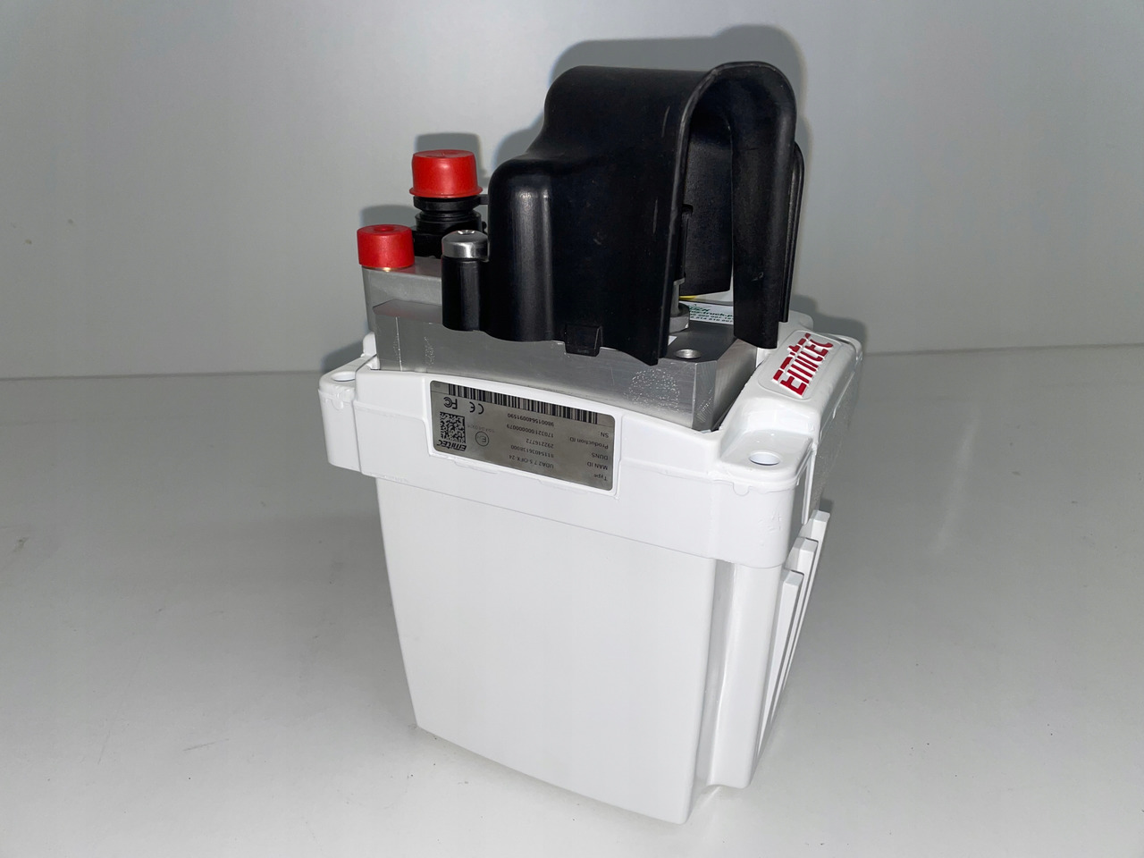 POMPA AD BLUE ADBLUE MAN TGX TGS EURO 6 - Nádrž na AdBlue pro Nákladní auto: obrázek 2 POMPA AD BLUE ADBLUE MAN TGX TGS EURO 6 - Nádrž na AdBlue pro Nákladní auto: obrázek 2