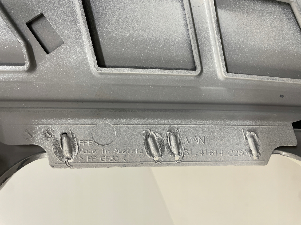 PRAWA OSŁONA ZDERZAKA ZDERZAK OKULAR MAN TGX3 TG3 TGX 3 81416142280 - Nárazník pro Nákladní auto: obrázek 5 PRAWA OSŁONA ZDERZAKA ZDERZAK OKULAR MAN TGX3 TG3 TGX 3 81416142280 - Nárazník pro Nákladní auto: obrázek 5