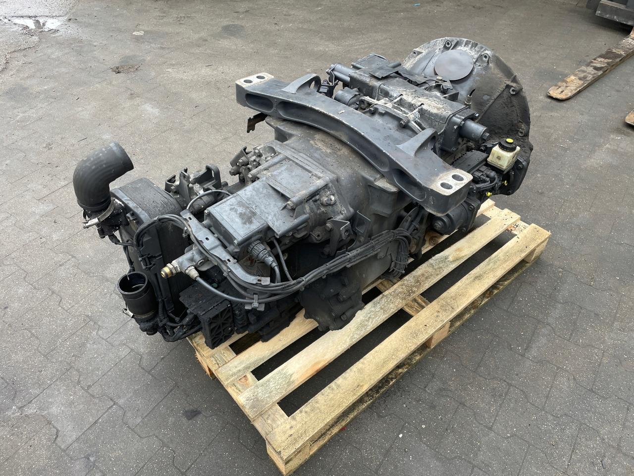 SKRZYNIA BIEGÓW MAN SCANIA RETARDER KOMPLETNA 2433418 - Převodovka pro Nákladní auto: obrázek 5 SKRZYNIA BIEGÓW MAN SCANIA RETARDER KOMPLETNA 2433418 - Převodovka pro Nákladní auto: obrázek 5