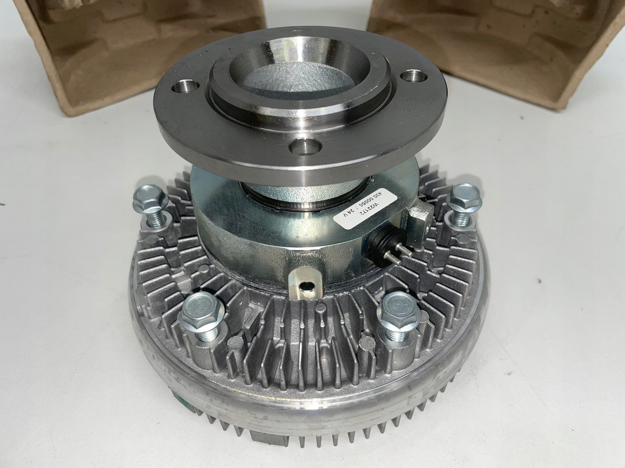 WISKOZA SPRZĘGŁO WISKOTYCZNE MAN TGA D28 - Ventilátor: obrázek 3 WISKOZA SPRZĘGŁO WISKOTYCZNE MAN TGA D28 - Ventilátor: obrázek 3