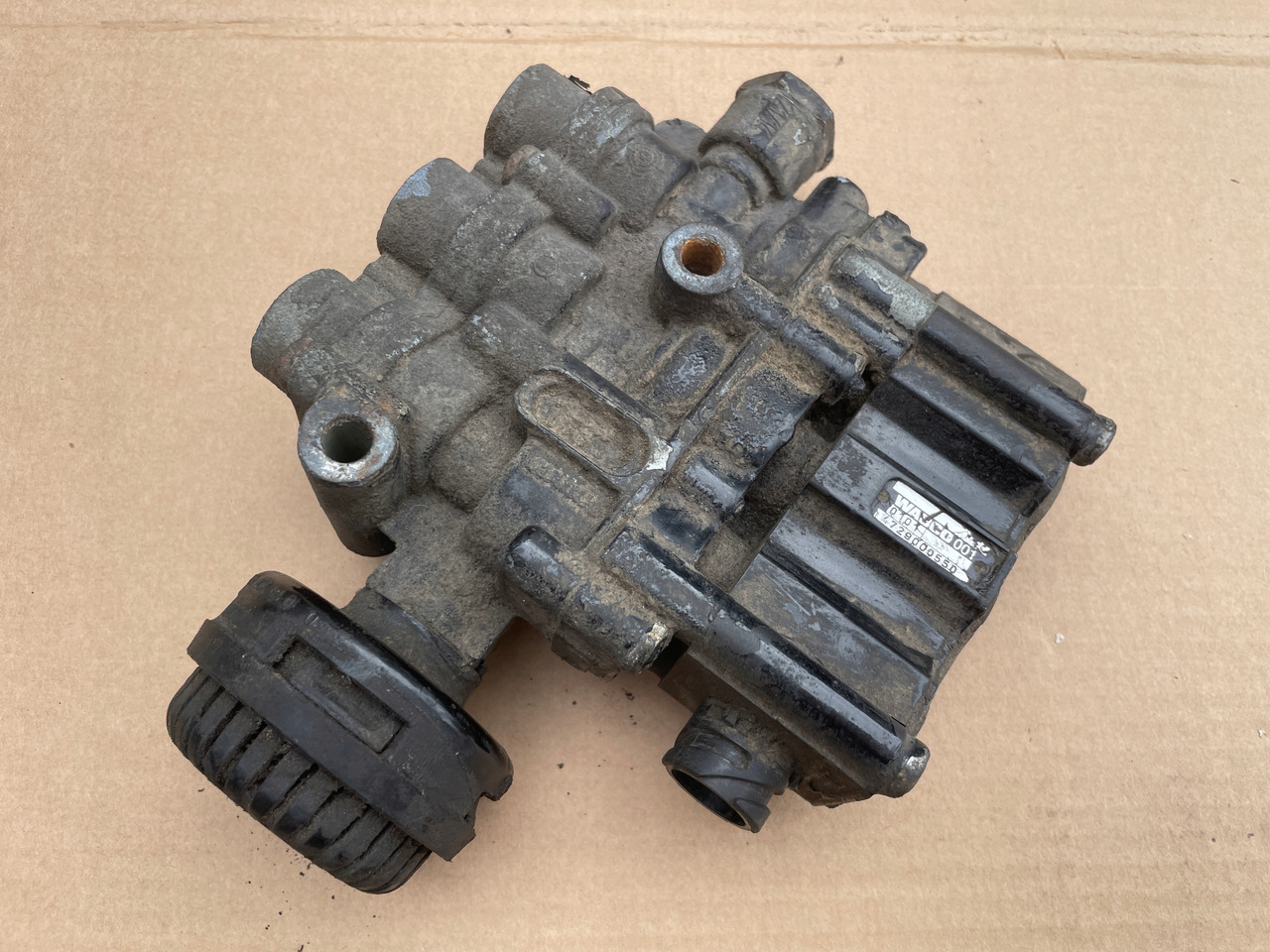 ZAWÓR PODUSZEK ECAS MAN TGA TGX TGS 4729000550 - Vzdušný podvěs pro Nákladní auto: obrázek 2 ZAWÓR PODUSZEK ECAS MAN TGA TGX TGS 4729000550 - Vzdušný podvěs pro Nákladní auto: obrázek 2