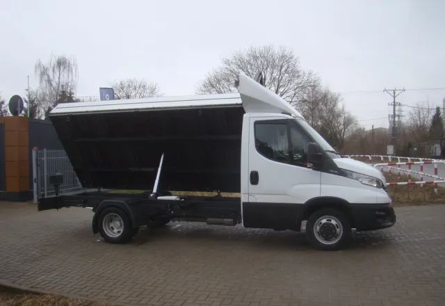 Iveco DAILY 35 C 15 3.5T 4.60M 3.5T NA HAKU CLIMATRONIC - Dodávka sklápěč: obrázek 4 Iveco DAILY 35 C 15 3.5T 4.60M 3.5T NA HAKU CLIMATRONIC - Dodávka sklápěč: obrázek 4