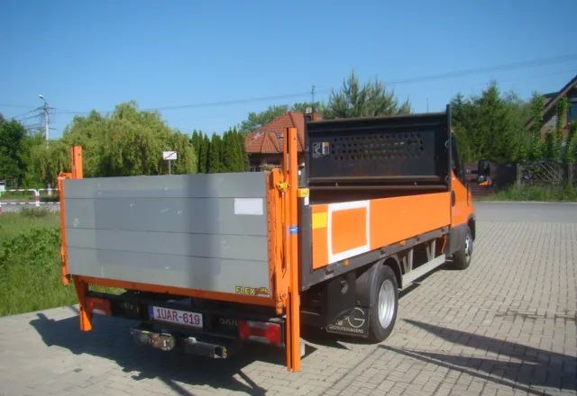 Iveco DAILY 35 C 15 WINDA 750KG 3.5T NA HAKU - Dodávka valník: obrázek 5 Iveco DAILY 35 C 15 WINDA 750KG 3.5T NA HAKU - Dodávka valník: obrázek 5