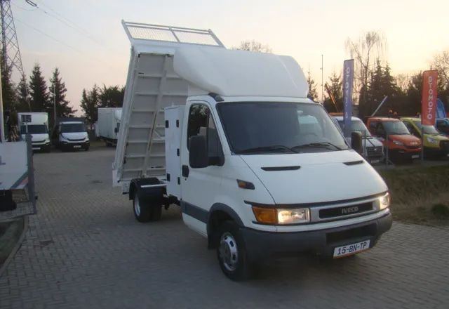 Iveco DAILY 40 C 12 - Dodávka sklápěč: obrázek 3 Iveco DAILY 40 C 12 - Dodávka sklápěč: obrázek 3
