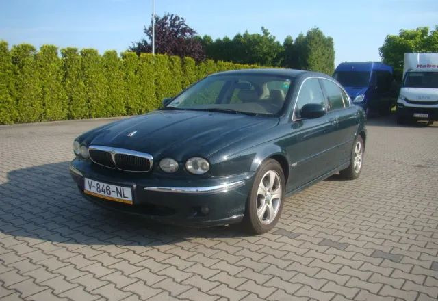 Jaguar X-Type - Sedan: obrázek 4 Jaguar X-Type - Sedan: obrázek 4