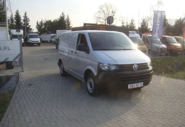 Volkswagen TRANSPORTER T 5 2.0TDI 100%PRZEBIEG - Furgon: obrázek 4 Volkswagen TRANSPORTER T 5 2.0TDI 100%PRZEBIEG - Furgon: obrázek 4
