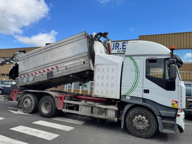 Iveco Stralis 480 - Čistič odpadových jam: obrázek 5 Iveco Stralis 480 - Čistič odpadových jam: obrázek 5