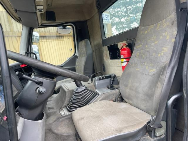 Renault Kerax 370 DCI leasing Renault Kerax 370 DCI: obrázek 11 Renault Kerax 370 DCI leasing Renault Kerax 370 DCI: obrázek 11