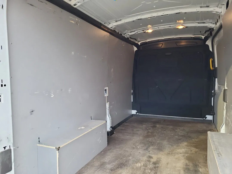 Ford Transit - Furgon: obrázek 4 Ford Transit - Furgon: obrázek 4