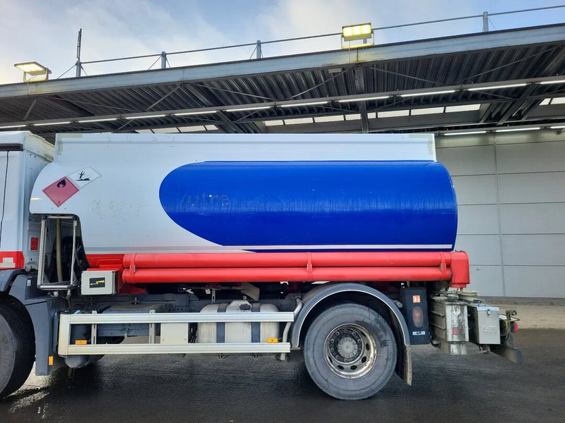 Mercedes-Benz Antos 1824 - Cisternové vozidlo: obrázek 3 Mercedes-Benz Antos 1824 - Cisternové vozidlo: obrázek 3
