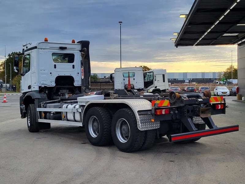 Mercedes-Benz Arocs 3342 Arocs - Nákladní auto - kabelový systém: obrázek 2 Mercedes-Benz Arocs 3342 Arocs - Nákladní auto - kabelový systém: obrázek 2