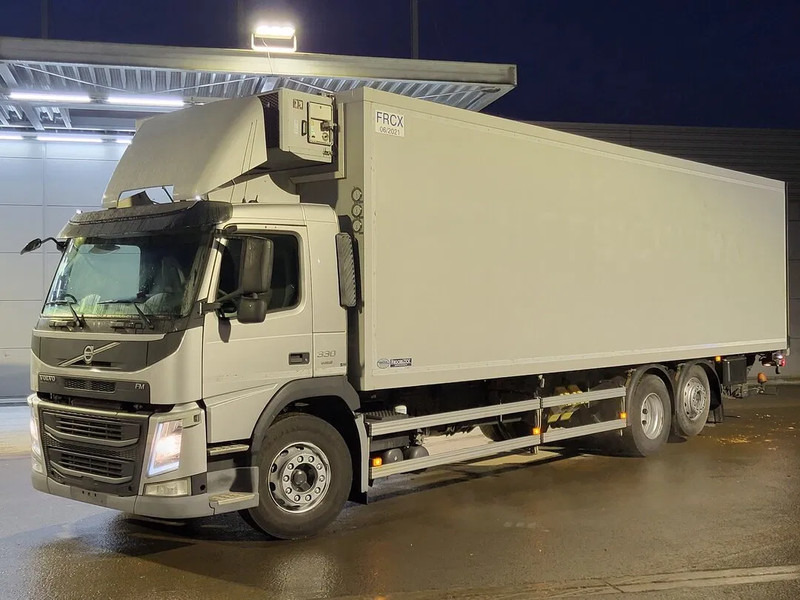Volvo FM 330 Automatic Taillift Clima Cruise PTO LED Refrigerated Truck Euro6 2015 - Chladírenský nákladní automobil: obrázek 1 Volvo FM 330 Automatic Taillift Clima Cruise PTO LED Refrigerated Truck Euro6 2015 - Chladírenský nákladní automobil: obrázek 1