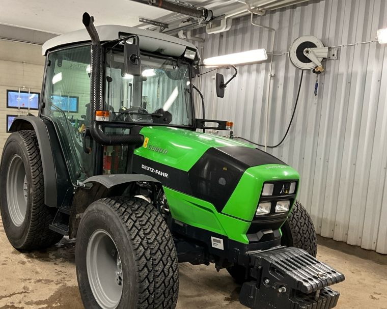 Deutz-Fahr 5080 D Keyline - Traktor: obrázek 5 Deutz-Fahr 5080 D Keyline - Traktor: obrázek 5