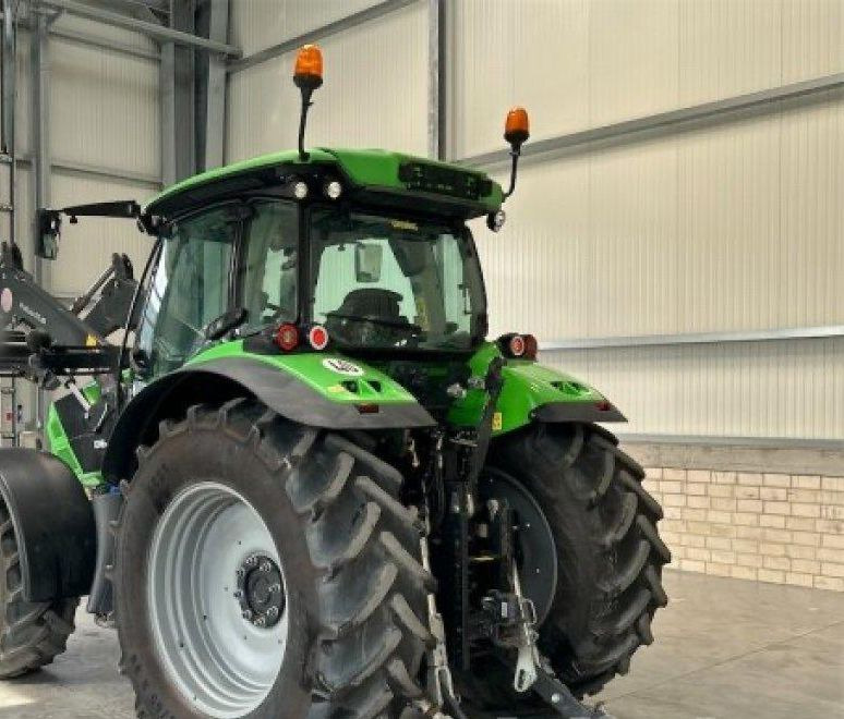 Deutz-Fahr 6130 TTV - Traktor: obrázek 5 Deutz-Fahr 6130 TTV - Traktor: obrázek 5