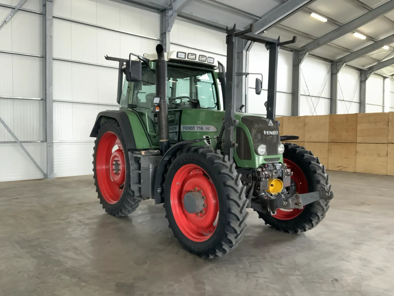 Fendt 716 Vario TMS - Traktor: obrázek 3 Fendt 716 Vario TMS - Traktor: obrázek 3