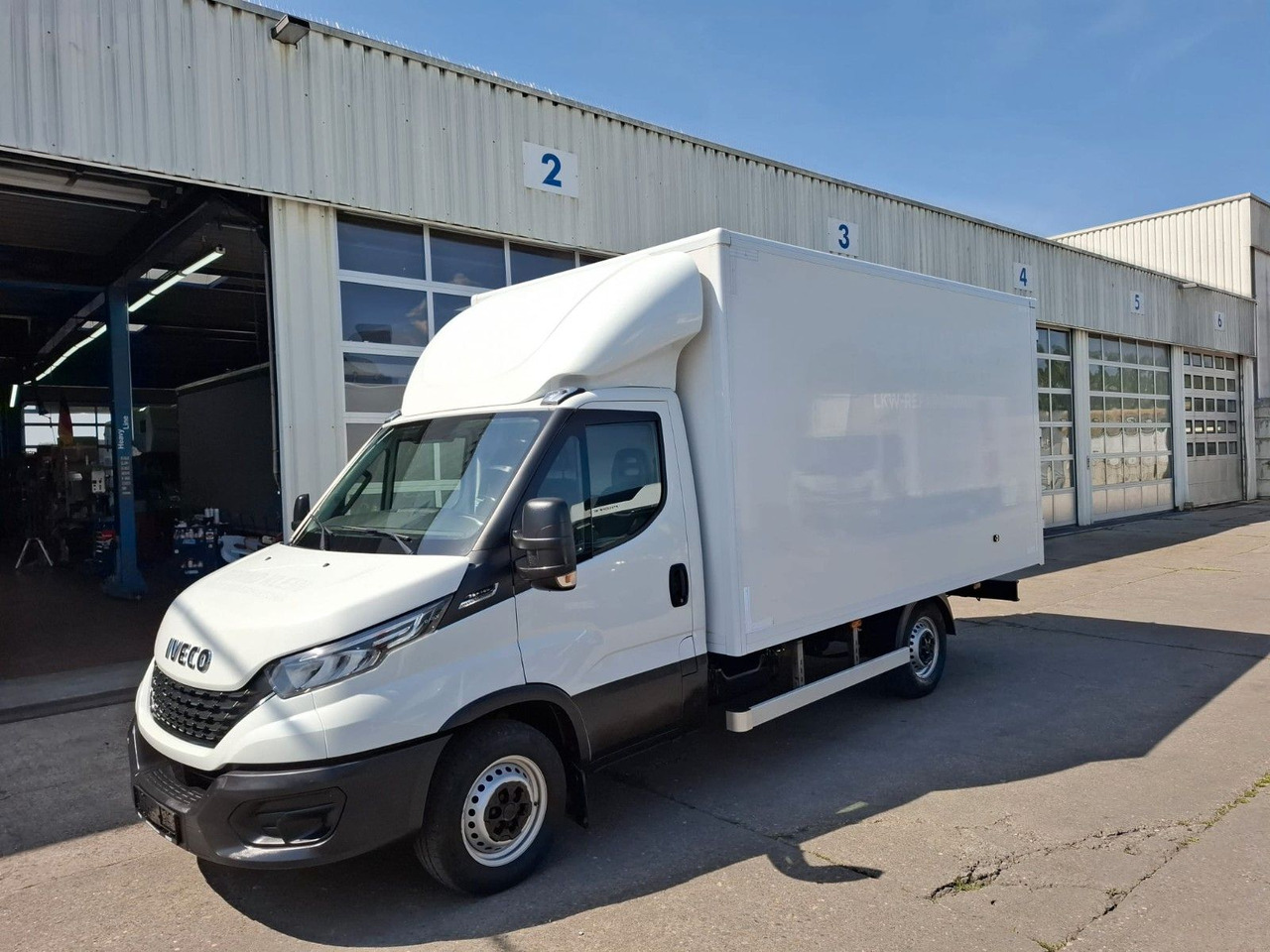 Iveco 35-160P/A8, Klima, HiMatik, LED, Luft, - Dodávka skřín: obrázek 1 Iveco 35-160P/A8, Klima, HiMatik, LED, Luft, - Dodávka skřín: obrázek 1