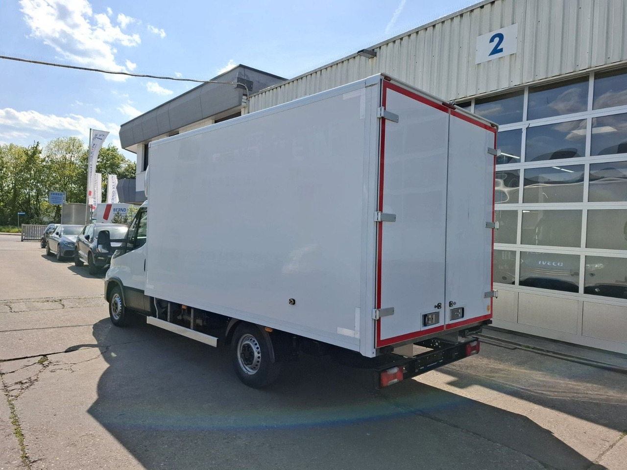 Iveco 35-160P/A8, Klima, HiMatik, LED, Luft, - Dodávka skřín: obrázek 4 Iveco 35-160P/A8, Klima, HiMatik, LED, Luft, - Dodávka skřín: obrázek 4
