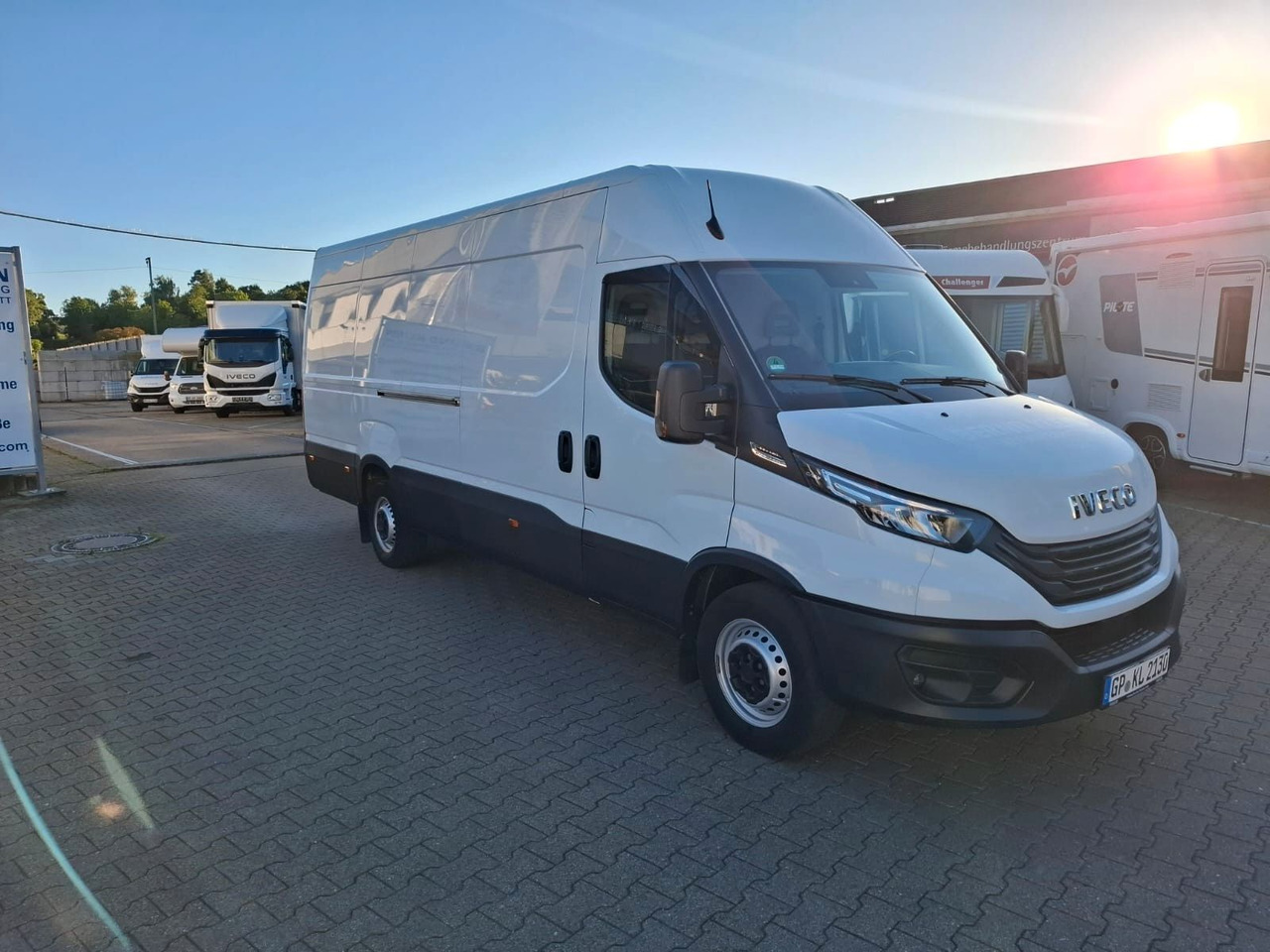 Iveco 35-160V/P, Luftfed., KLima, HiMatic, DAB,. - Furgon: obrázek 3 Iveco 35-160V/P, Luftfed., KLima, HiMatic, DAB,. - Furgon: obrázek 3