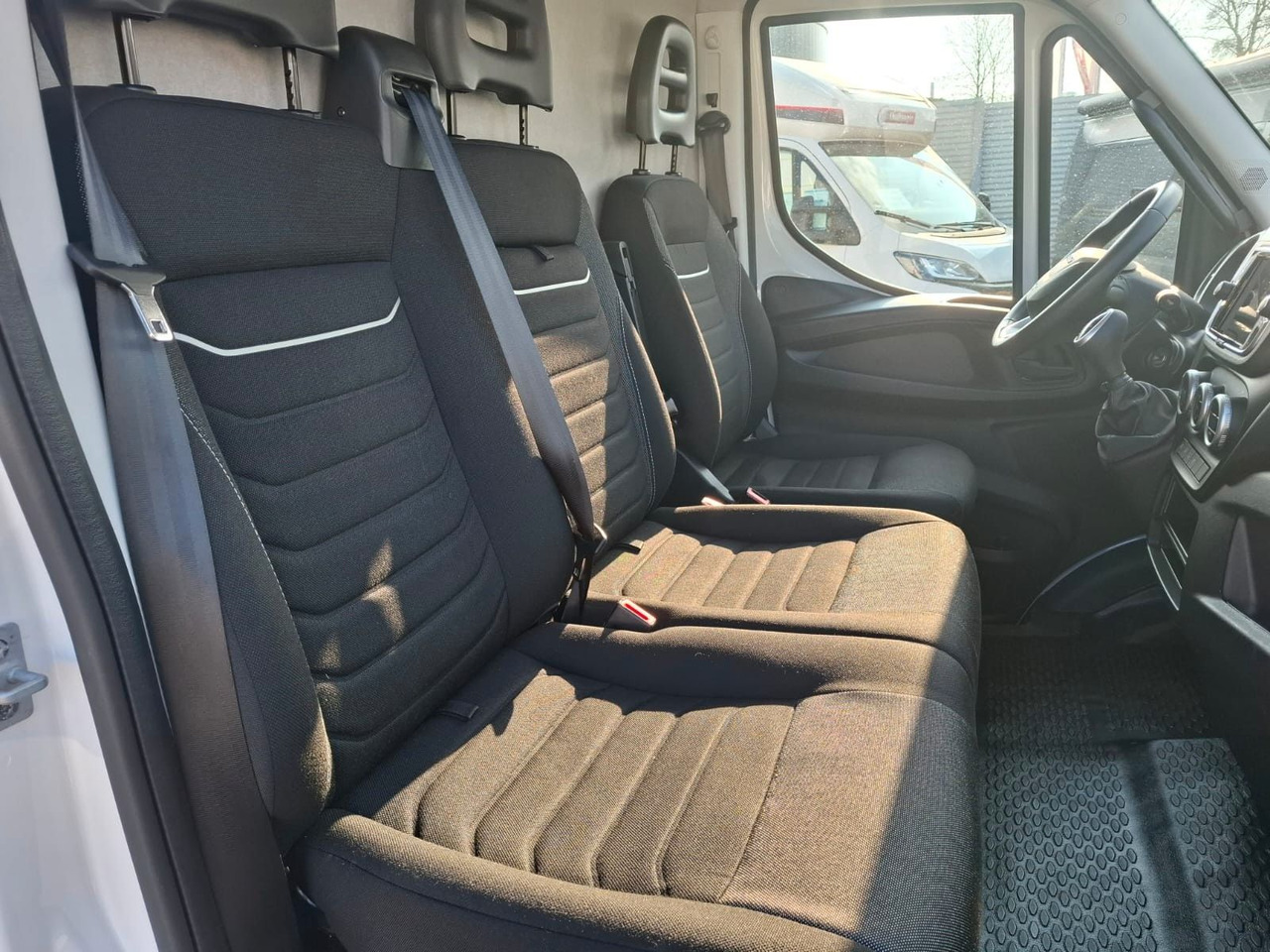 Furgon Iveco 35-160V/P, Luftfed., KLima, HiMatic, DAB,.: obrázek 11