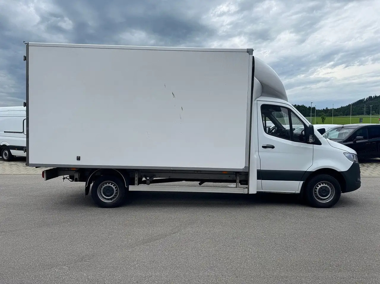 Mercedes-Benz Sprinter 315 CDI Maxi Lang Koffer Klima - Dodávka skřín: obrázek 4 Mercedes-Benz Sprinter 315 CDI Maxi Lang Koffer Klima - Dodávka skřín: obrázek 4