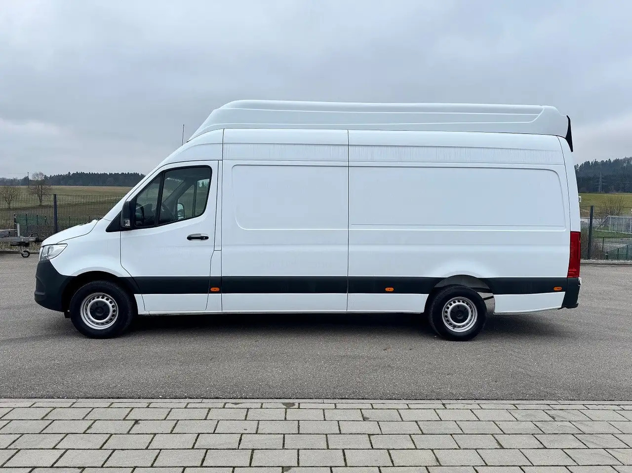 Mercedes-Benz Sprinter 316 CDI Maxi Lang Extrahoch XXL Klima M - Furgon: obrázek 3 Mercedes-Benz Sprinter 316 CDI Maxi Lang Extrahoch XXL Klima M - Furgon: obrázek 3