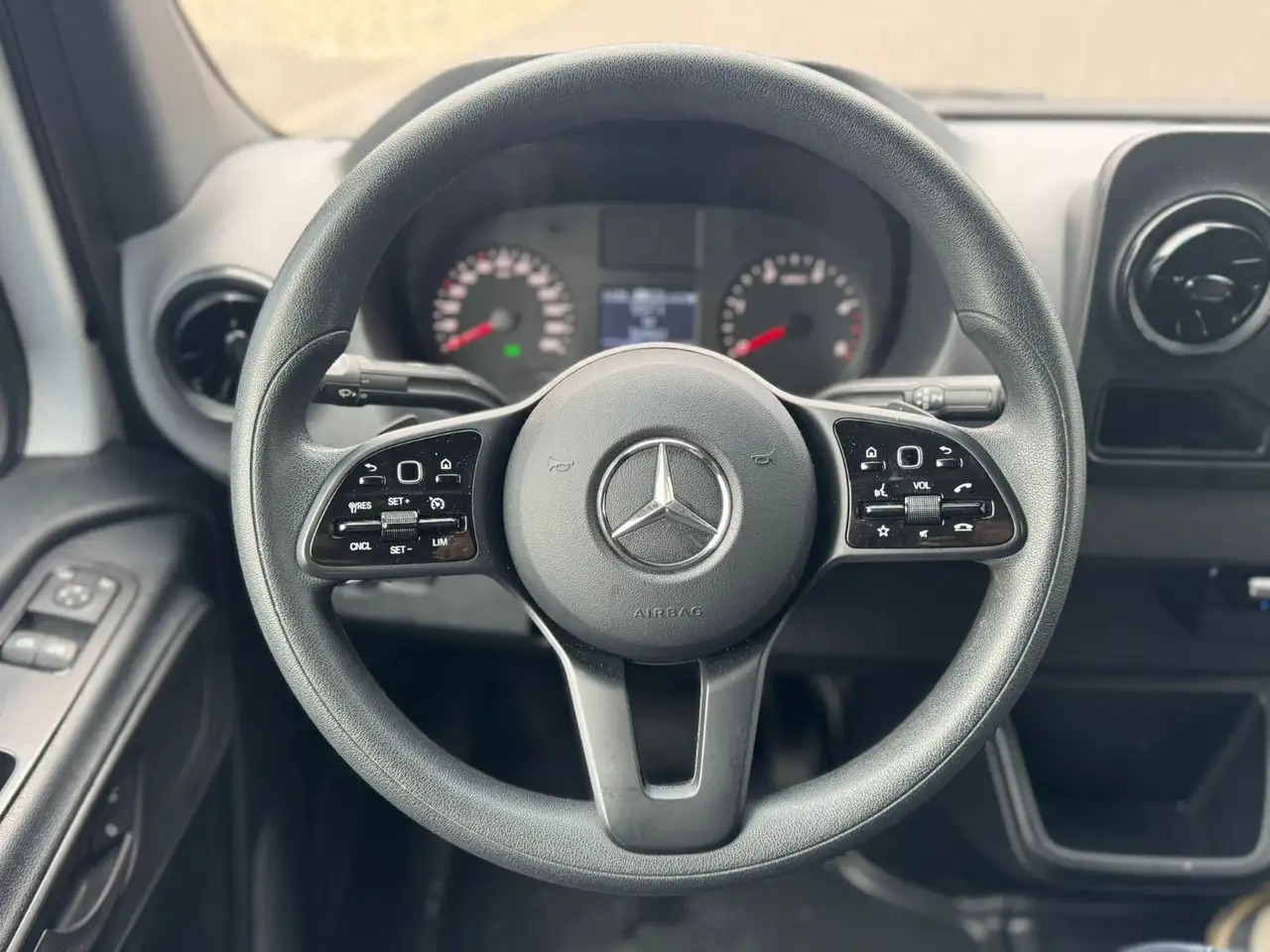 Mercedes-Benz Sprinter 516 CDI DoKa Maxi Lang AHK 3,5t Klima - Plachtová dodávka, Dodávka s dvojitou kabinou: obrázek 5 Mercedes-Benz Sprinter 516 CDI DoKa Maxi Lang AHK 3,5t Klima - Plachtová dodávka, Dodávka s dvojitou kabinou: obrázek 5