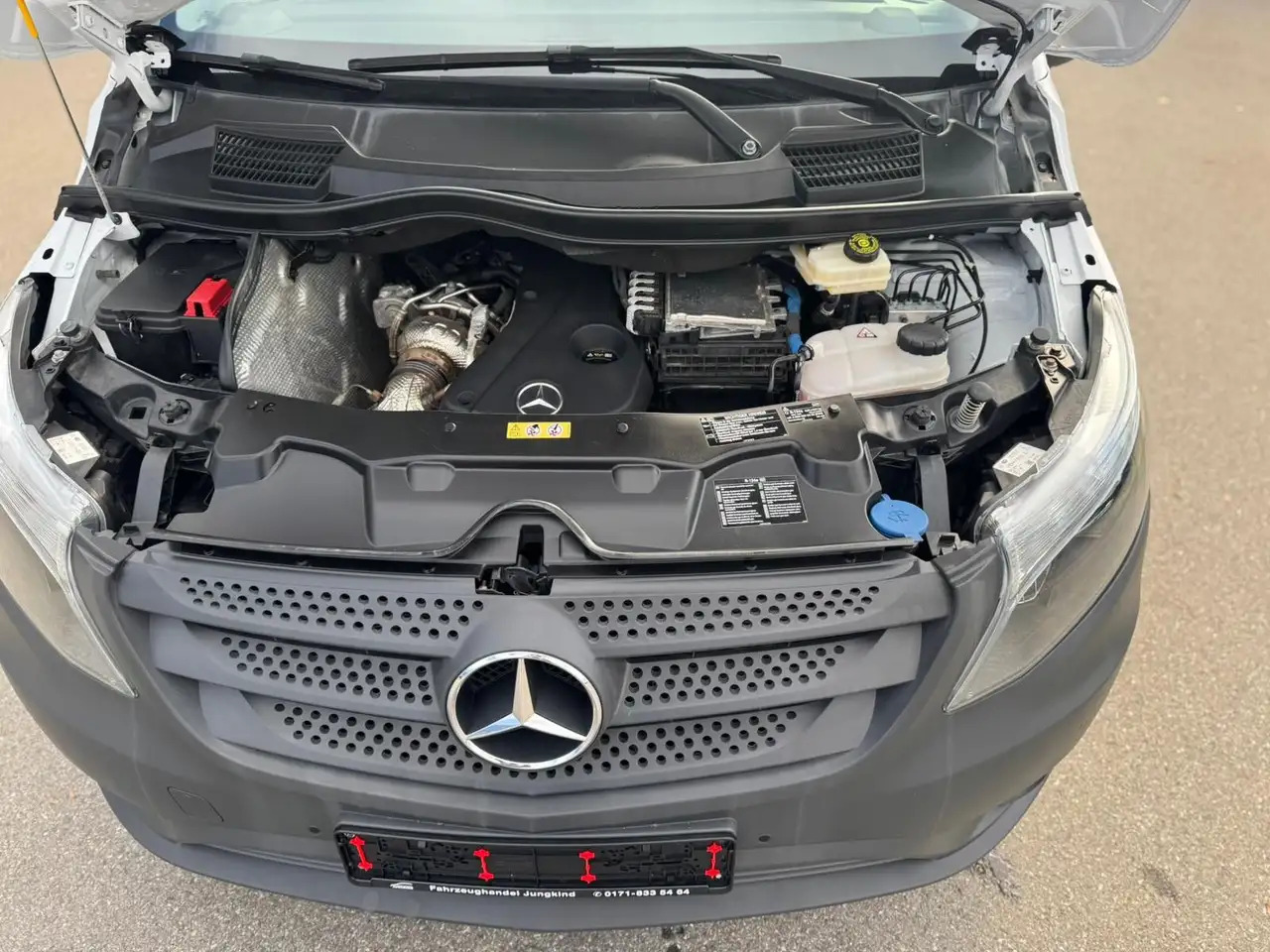 Mercedes-Benz Vito 116 CDI Mixto 4x4 Allrad Extralang - Furgon: obrázek 4 Mercedes-Benz Vito 116 CDI Mixto 4x4 Allrad Extralang - Furgon: obrázek 4