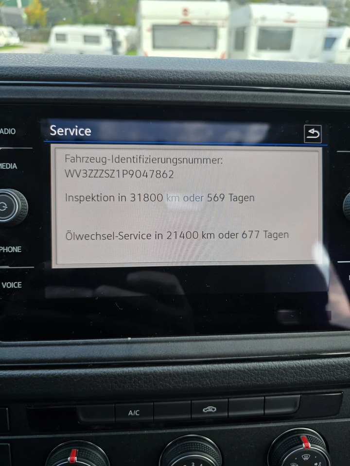 Polointegrovaný obytný vůz Knaus Van TI Plus 650 MEG Platinum Selection: obrázek 8