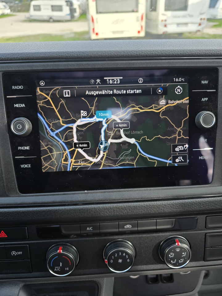 Polointegrovaný obytný vůz Knaus Van TI Plus 650 MEG Platinum Selection: obrázek 7