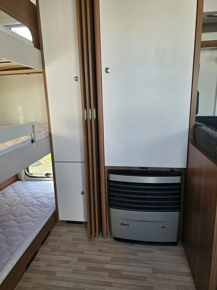 Karavan Wohnwagen LMC Vivo 522 K: obrázek 16