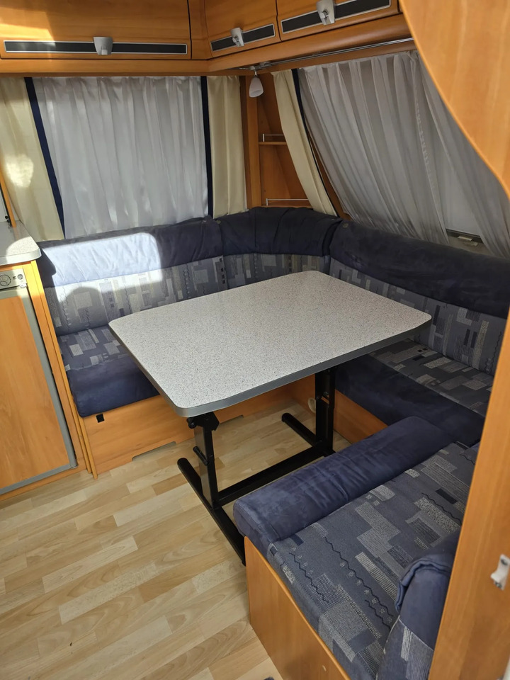 Wohnwagen Wilk S5 451 HTD - Karavan: obrázek 3 Wohnwagen Wilk S5 451 HTD - Karavan: obrázek 3