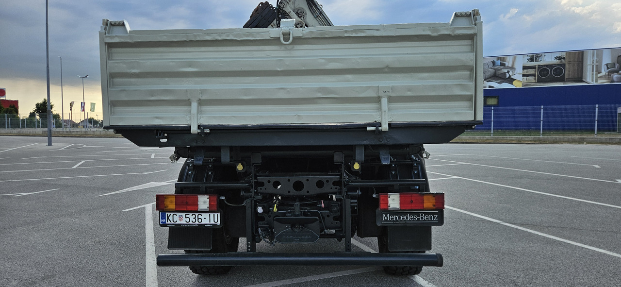 MERCEDES-BENZ Axor 1833 4x4 - Auto s hydraulickou rukou: obrázek 5 MERCEDES-BENZ Axor 1833 4x4 - Auto s hydraulickou rukou: obrázek 5