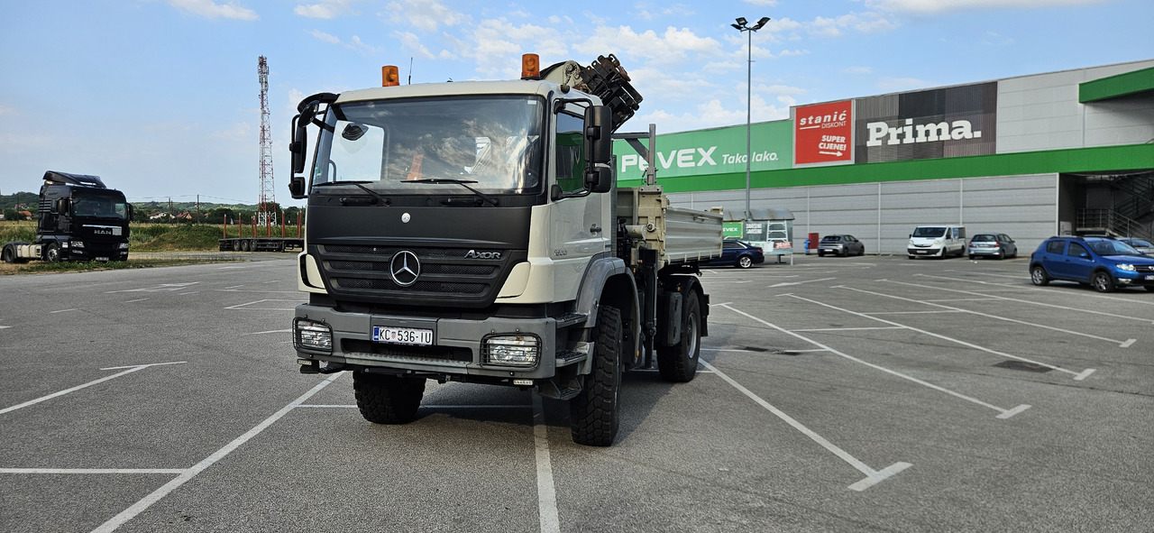 MERCEDES-BENZ Axor 1833 4x4 - Auto s hydraulickou rukou: obrázek 4 MERCEDES-BENZ Axor 1833 4x4 - Auto s hydraulickou rukou: obrázek 4