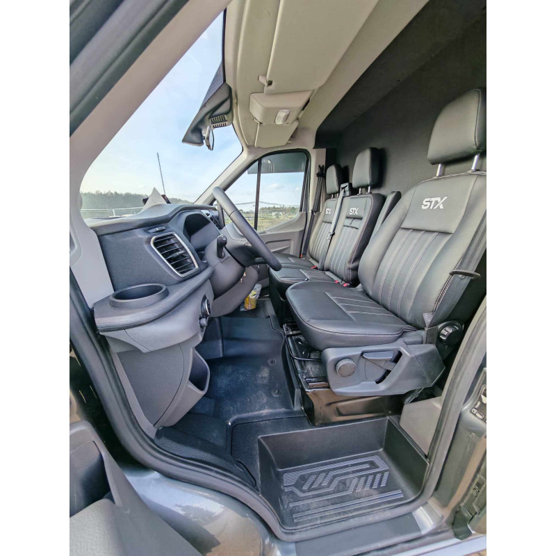 STX Ford Transit by Stephex - Auto na přepravu koní: obrázek 4 STX Ford Transit by Stephex - Auto na přepravu koní: obrázek 4