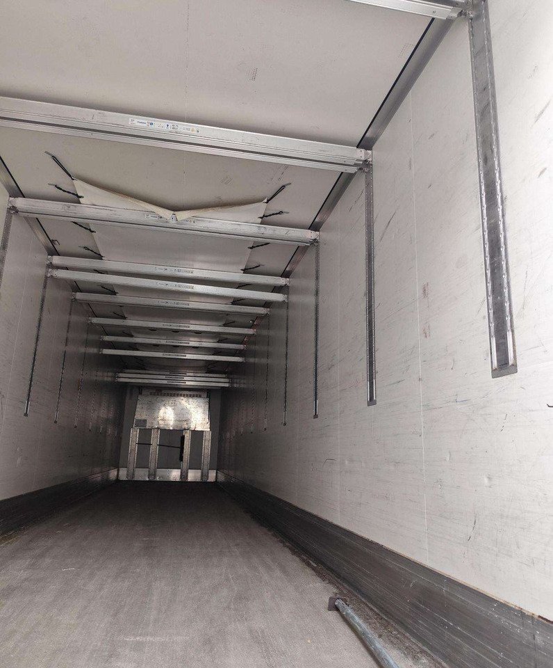 Krone CARRIER VECTOR 1550 - Chladírenský návěs: obrázek 3 Krone CARRIER VECTOR 1550 - Chladírenský návěs: obrázek 3