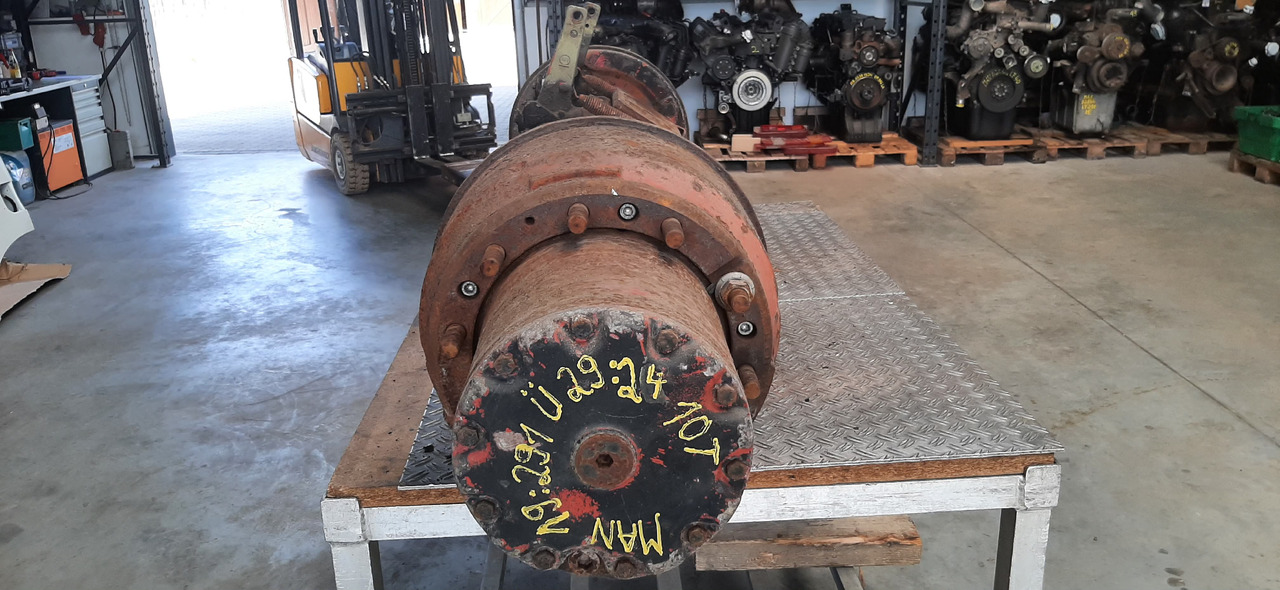 Zadní náprava pro Nákladní auto Gebrauchte MAN 19.291, Planetenachse, Artikel - Nr. : 81.99999 - 9999: obrázek 20 Zadní náprava pro Nákladní auto Gebrauchte MAN 19.291, Planetenachse, Artikel - Nr. : 81.99999 - 9999: obrázek 20