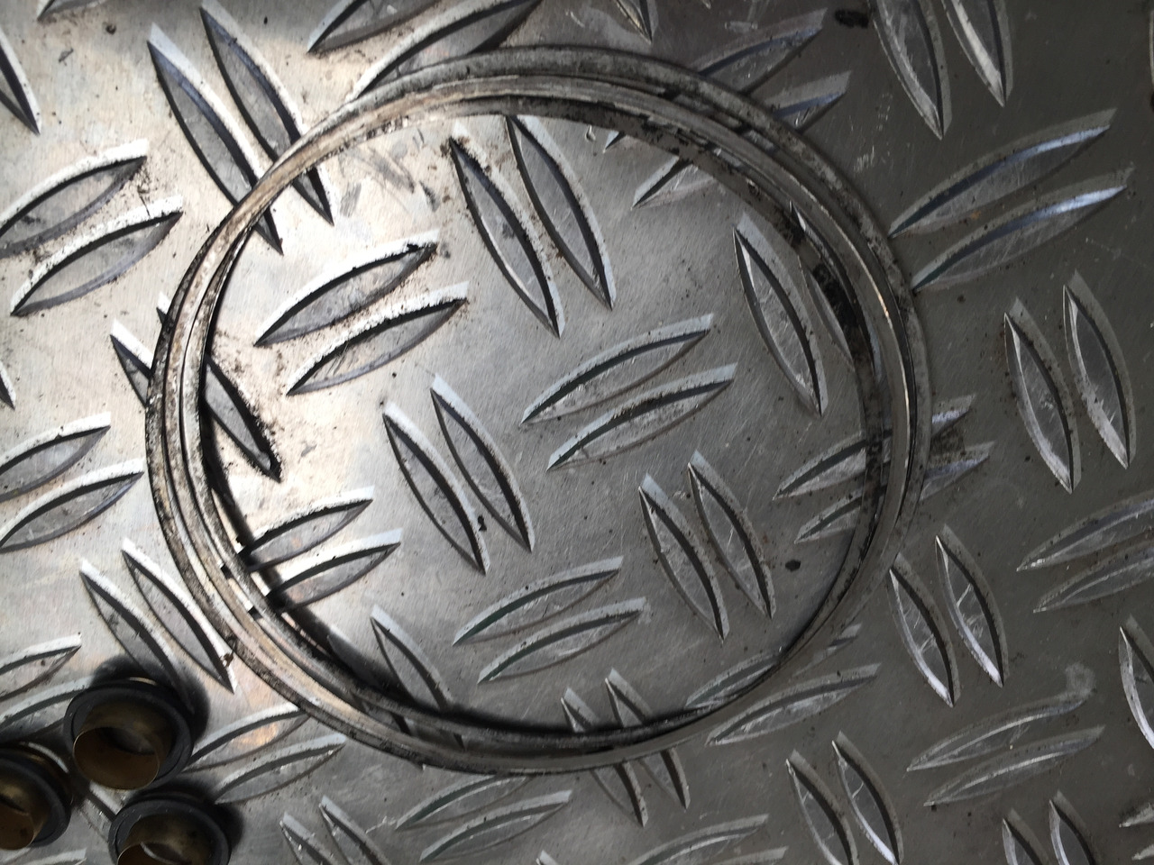 Gebrauchte diverse Gummiringe für Motorblock, Kalmar, Stapler, VOLVO, Artikel - Nr. : 7720 - 2 - Písty/ Kroužky/ Objímky pro Nákladní auto: obrázek 2 Gebrauchte diverse Gummiringe für Motorblock, Kalmar, Stapler, VOLVO, Artikel - Nr. : 7720 - 2 - Písty/ Kroužky/ Objímky pro Nákladní auto: obrázek 2