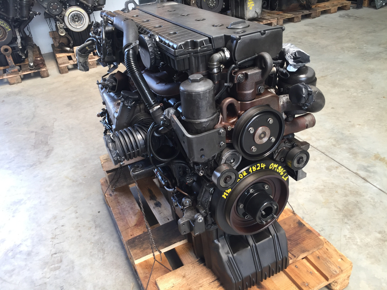 Gebrauchter Motor, MB Axor 1824 Euro 5, Typ OM 906 LA, Artikel - Nr. : A 9999.9999.99 - Motor pro Nákladní auto: obrázek 1 Gebrauchter Motor, MB Axor 1824 Euro 5, Typ OM 906 LA, Artikel - Nr. : A 9999.9999.99 - Motor pro Nákladní auto: obrázek 1