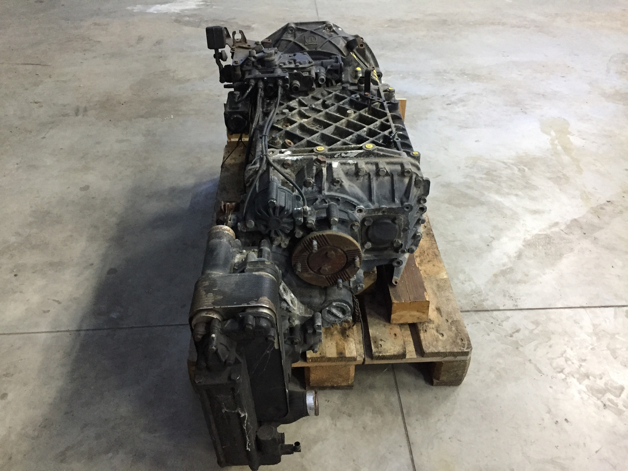 Gebrauchtes Getriebe MAN TGX 26.480, Typ : 16S 2321 TD, Artikel - Nr. : 81.32004 - 6274 - Převodovka pro Nákladní auto: obrázek 4 Gebrauchtes Getriebe MAN TGX 26.480, Typ : 16S 2321 TD, Artikel - Nr. : 81.32004 - 6274 - Převodovka pro Nákladní auto: obrázek 4