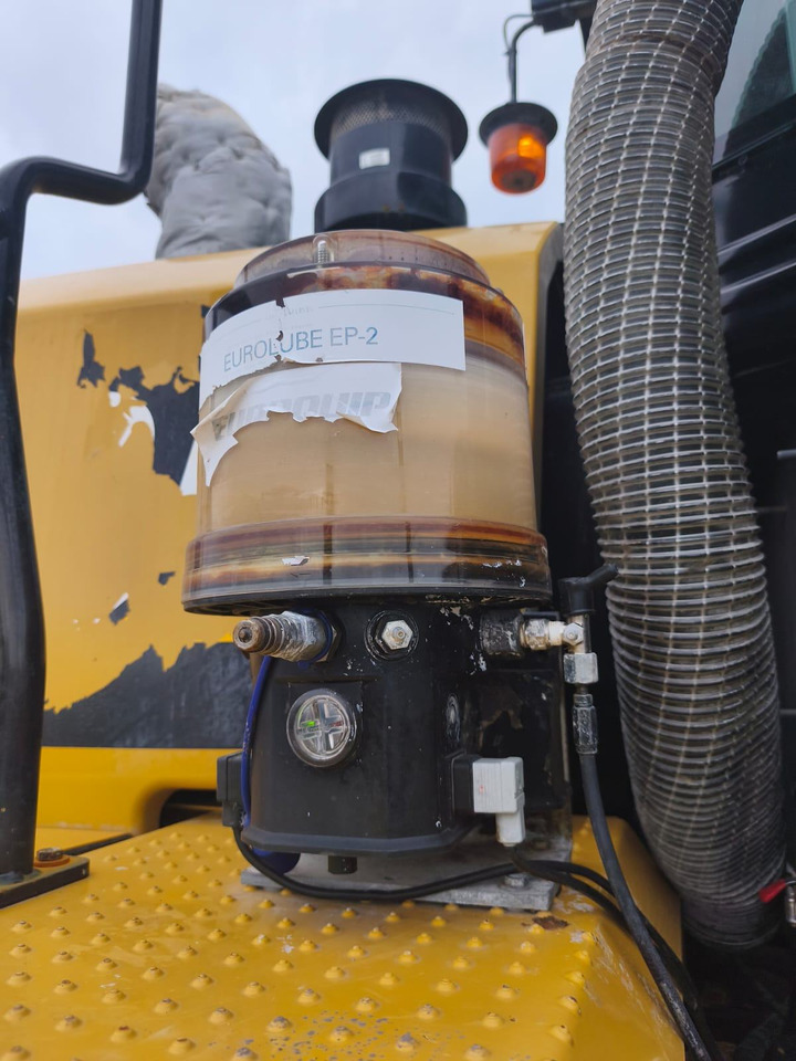 CAT 950 M - Kolový nakladač: obrázek 3 CAT 950 M - Kolový nakladač: obrázek 3