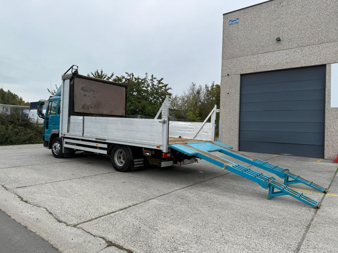 VOLVO FL 12 250, 2004 god. - Přepravník automobilů: obrázek 2 VOLVO FL 12 250, 2004 god. - Přepravník automobilů: obrázek 2