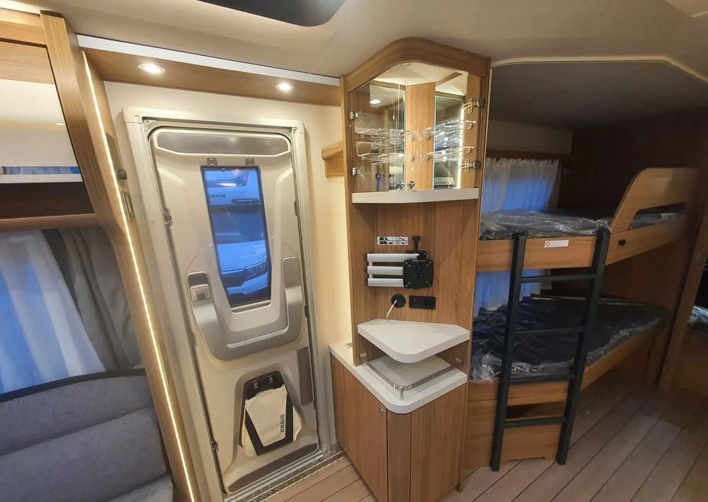 KNAUS Sudwind 650 UDF Scandinavian Selection leasing KNAUS Sudwind 650 UDF Scandinavian Selection: obrázek 18 KNAUS Sudwind 650 UDF Scandinavian Selection leasing KNAUS Sudwind 650 UDF Scandinavian Selection: obrázek 18